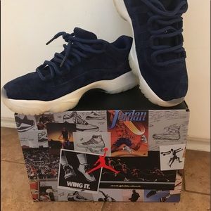Air Jordan 11 Retro Low Re2pect
